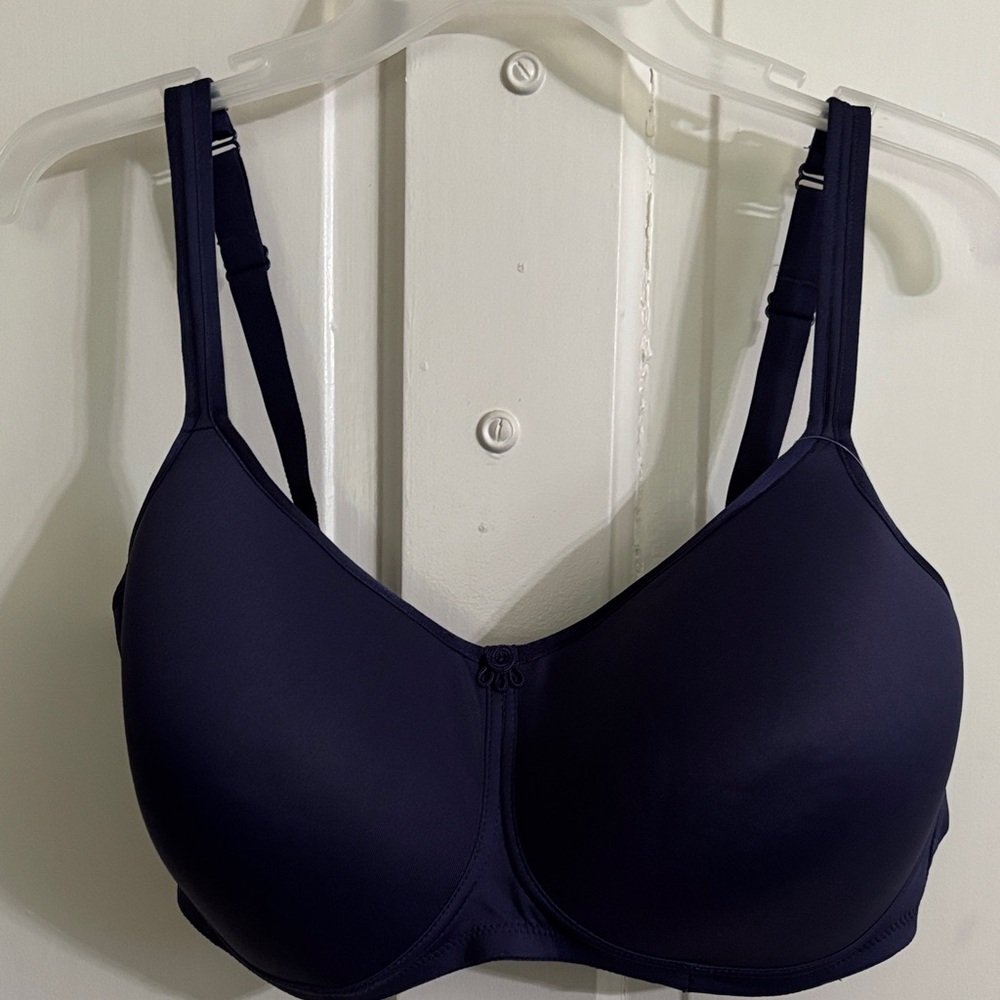 Amonena Navy Blue Women's Bra. NWT size 44D